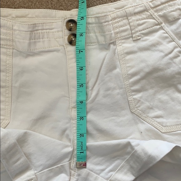 Off-white shorts, Marks Work Warehouse sz 6 - Picture 4 of 6